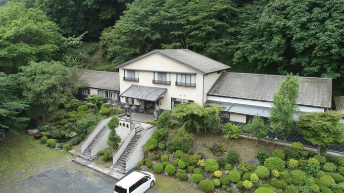 【朝食付】朝だけ当館で味わいたい方におすすめ★自然に囲まれた山間の彩り豊かな朝食を♪